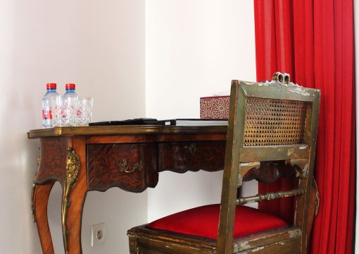 Room SHARIF Room SHARIF